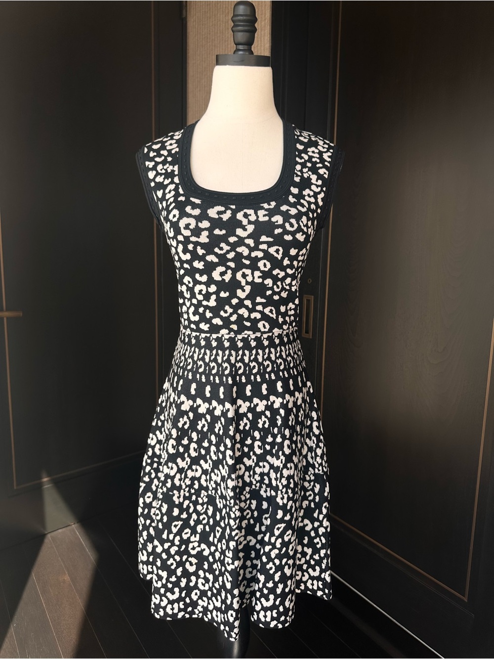 Rebecca Taylor Black and White Leopard-Print Sleeveless Knit Dress